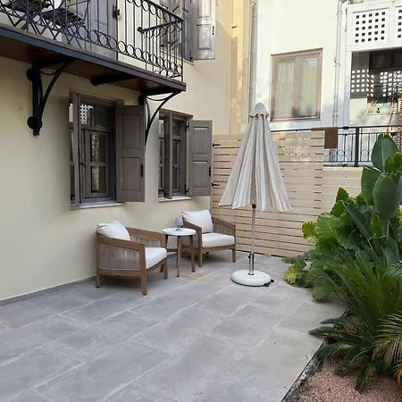 Sea Path V Old Town Luxury Steps To * 레팀노