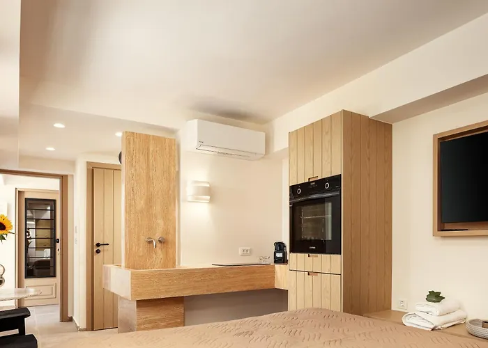 Sea Path V Old Town Luxury Steps To Retimno